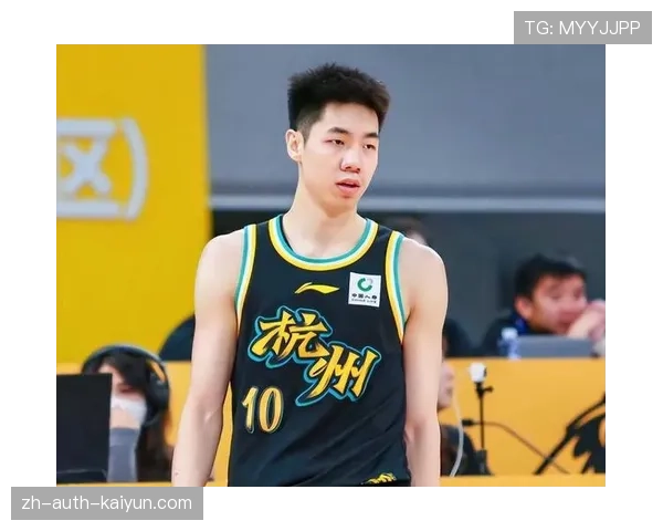 朱俊龙弱侧站位成熟 广厦队进攻体系更立体